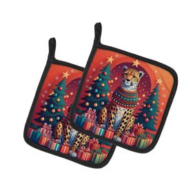 Cheetah Christmas Pair of Pot Holders Kitchen Heat Resistant Pot Holders Sets Oven Hot Pads for Cooking Baking BBQ, 7 1/2 x 7 1/2